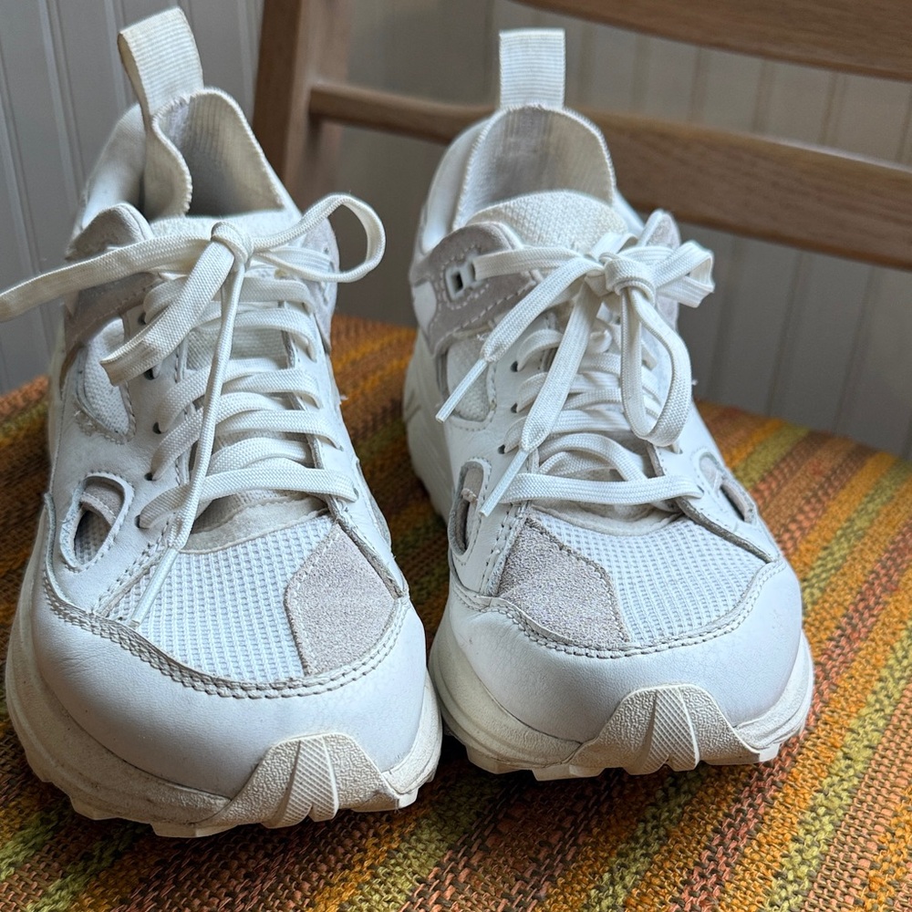 Brandblack White Athletic Shoes